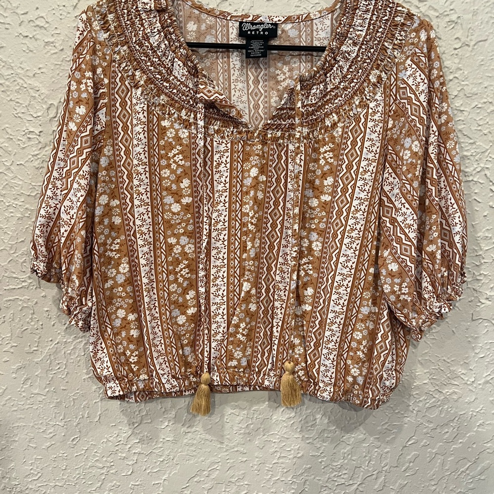 Darling Floral Patterned Crop Top in Brown and White
